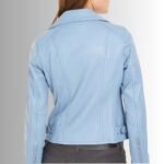 Women's chic blue jacket outfit
